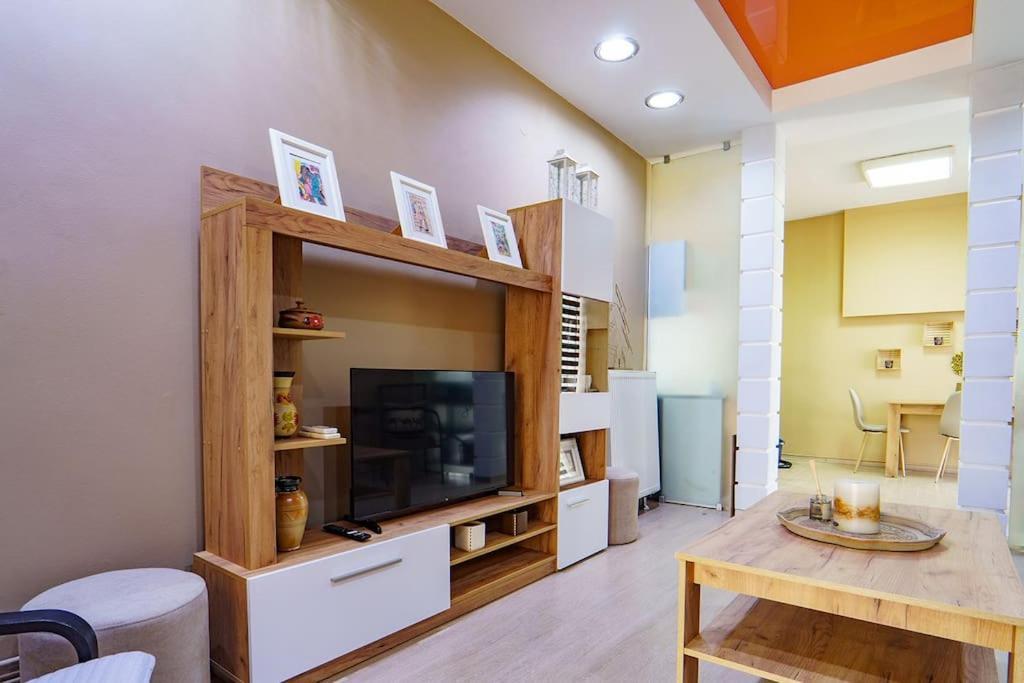 Appartement Eleana'S Art Studio à Thessalonique Extérieur photo